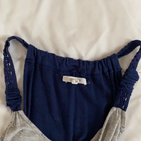 Tank top. - Picture 2 of 3